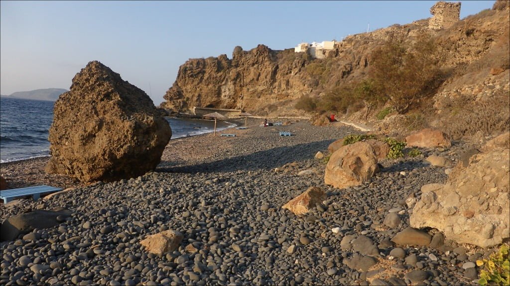 Black pebble beach ChochlakiHD